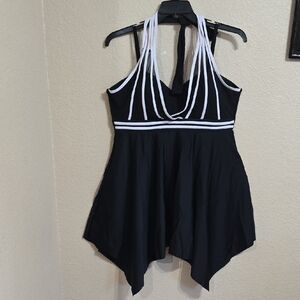 Hanna Nikole Top Tankini